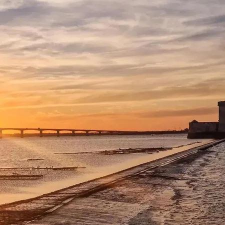 Villa Pittoresque A Meschers-sur-gironde, Piscine Privee *