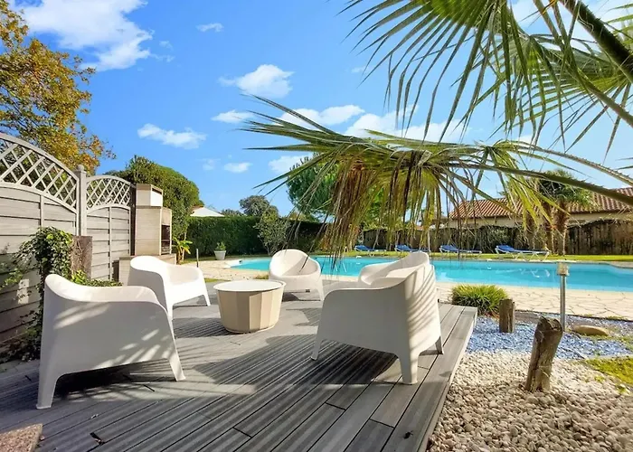 Villa Pittoresque à Meschers-sur-gironde, Piscine Privée