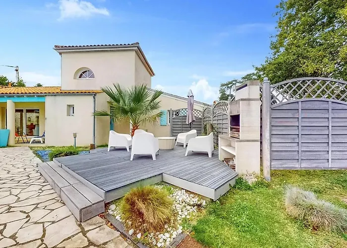 Villa Pittoresque à Meschers-sur-gironde, Piscine Privée